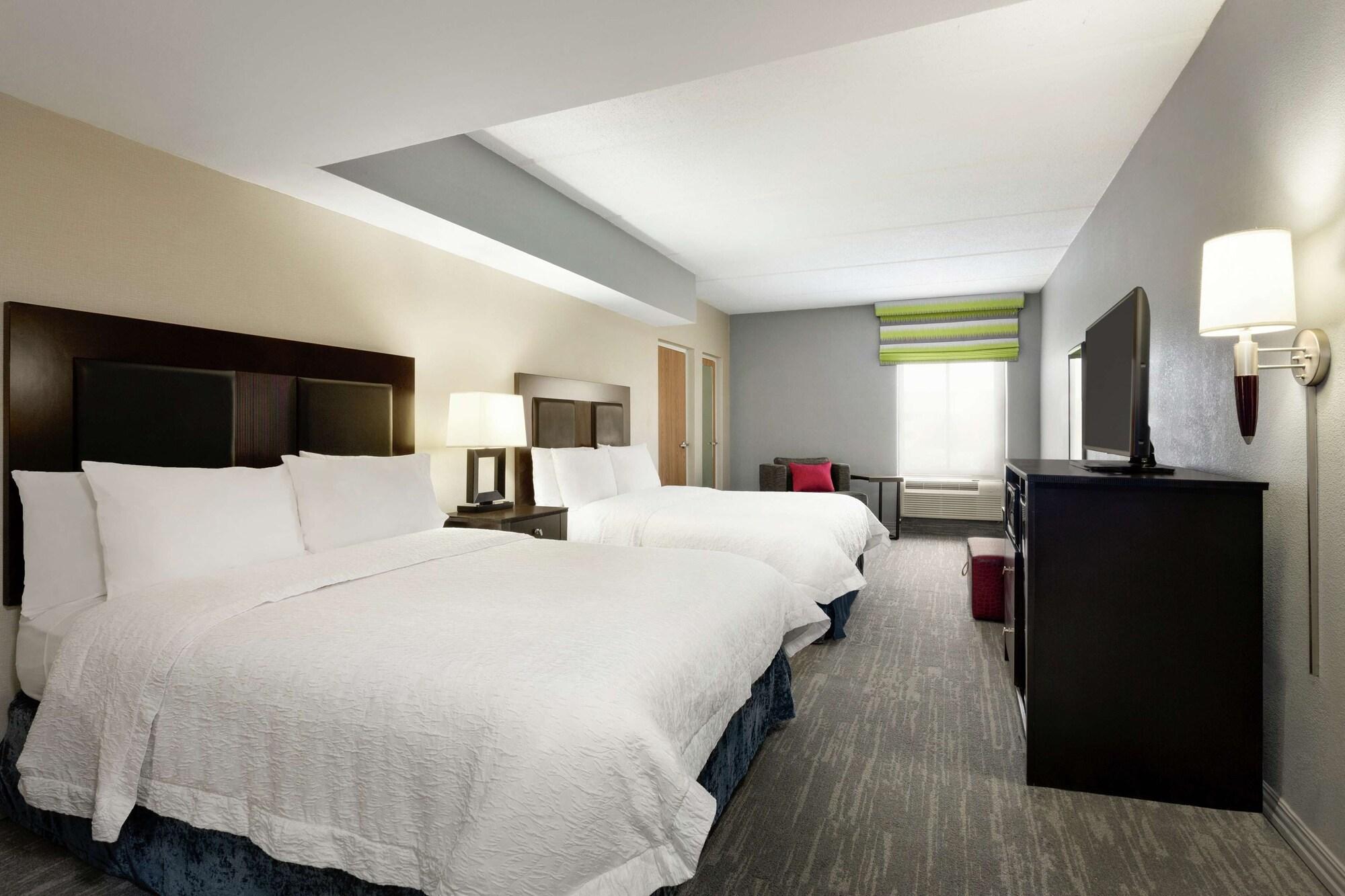 Hampton Inn And Suites Houston Clear Lake Nasa Webster Exterior photo
