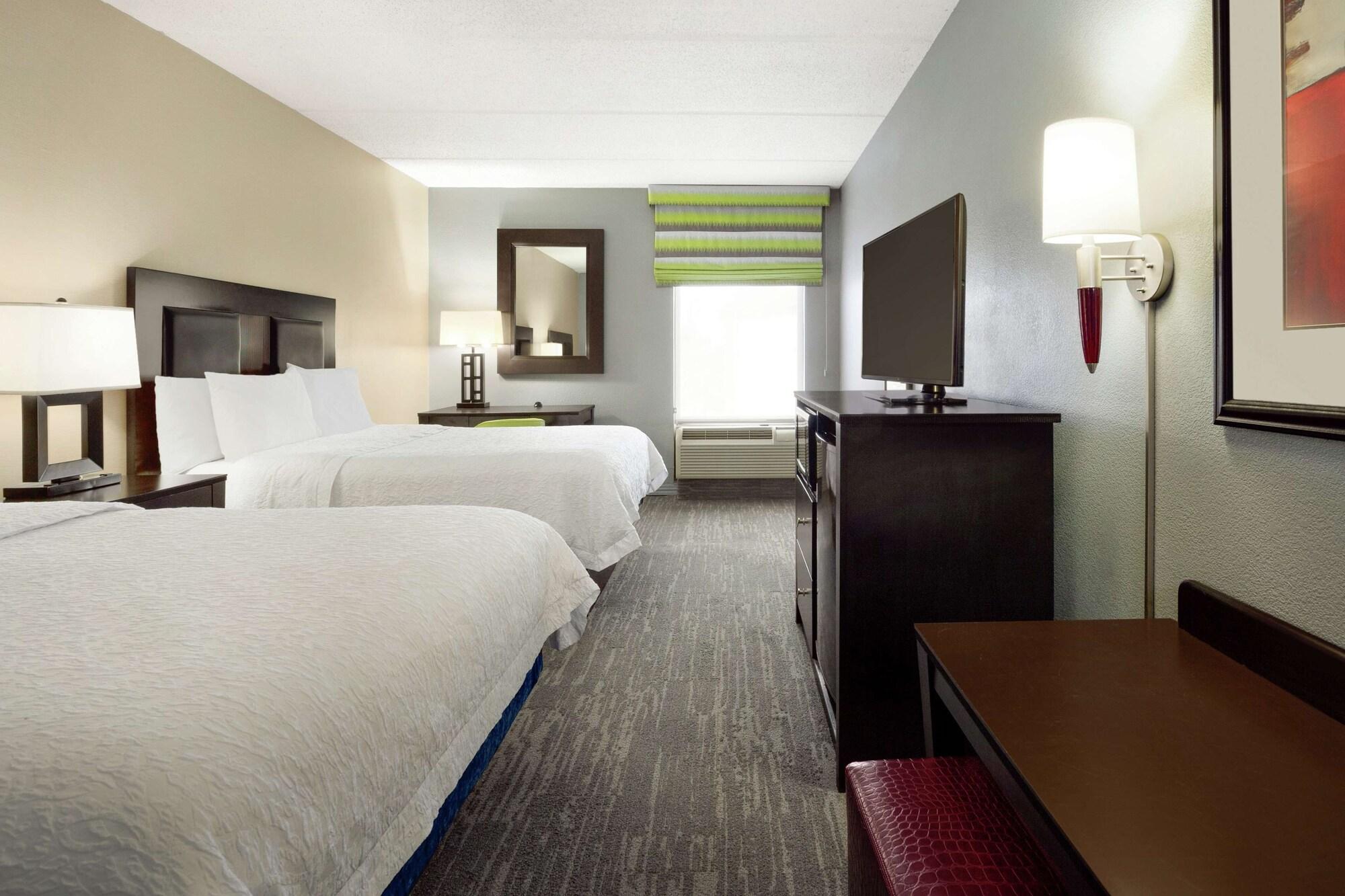 Hampton Inn And Suites Houston Clear Lake Nasa Webster Exterior photo